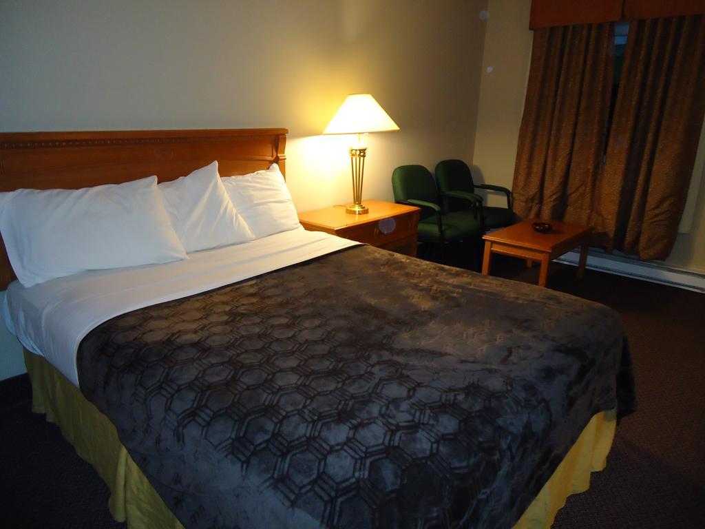 וודסטוק Westmount Motel חדר תמונה