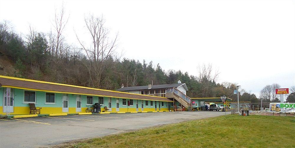 וודסטוק Westmount Motel מראה חיצוני תמונה
