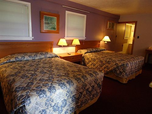 וודסטוק Westmount Motel מראה חיצוני תמונה