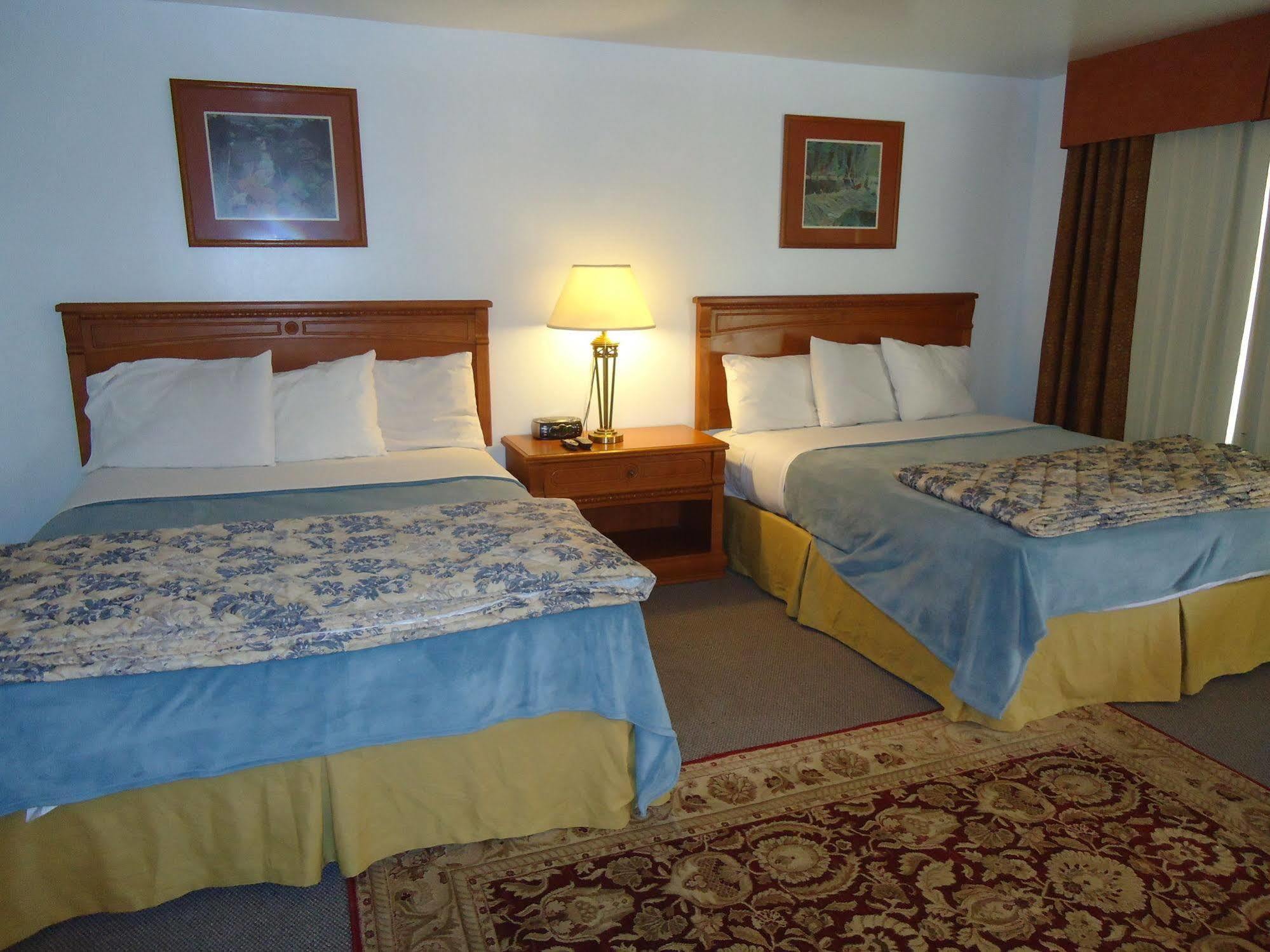וודסטוק Westmount Motel מראה חיצוני תמונה